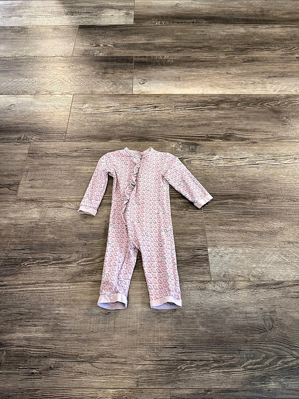 egg by susan lazar Pink Geometric Footie Baby 0-3 Months Like New